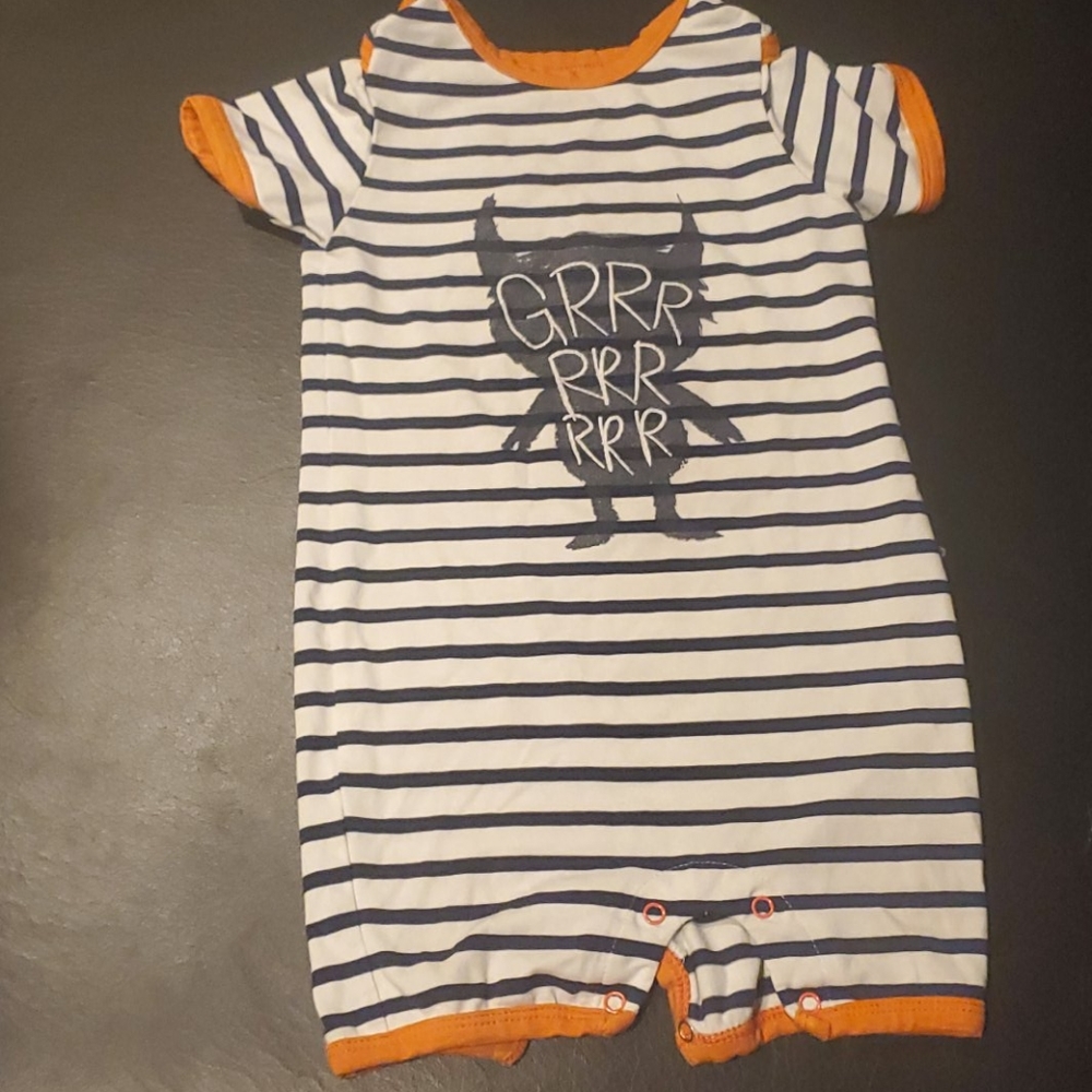 Egg by susan lazar size 24 mo